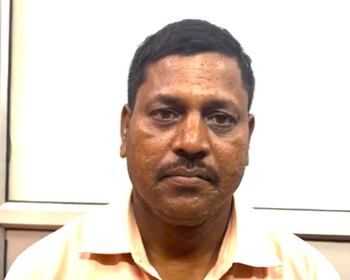 पलामू के किशोरी प्रजापति ने क्षार सूत्र आयुर्वेदिक उपचार से पाया फिस्टुला की समस्या से छुटकारा